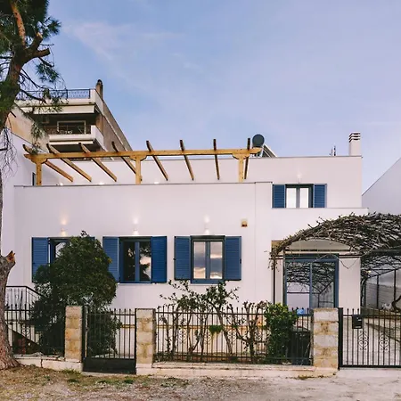 Thalassa House